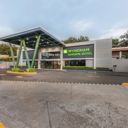 Wyndham Garden Guadalajara Expo
