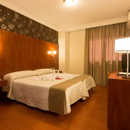Hotel Familia Conde