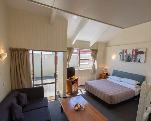 Howick Motor Lodge Hotels near Howick