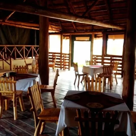 Lake Bunyonyi Eco Resort