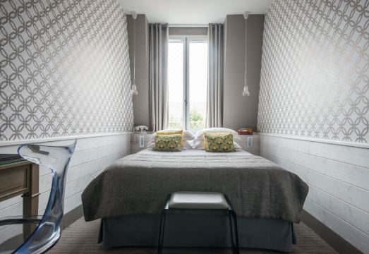 아폴론 몽파르나스 위치