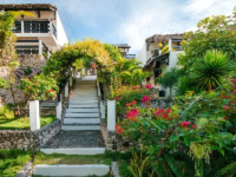 Blanco Beach Resort Malapascua Hotels in Logon