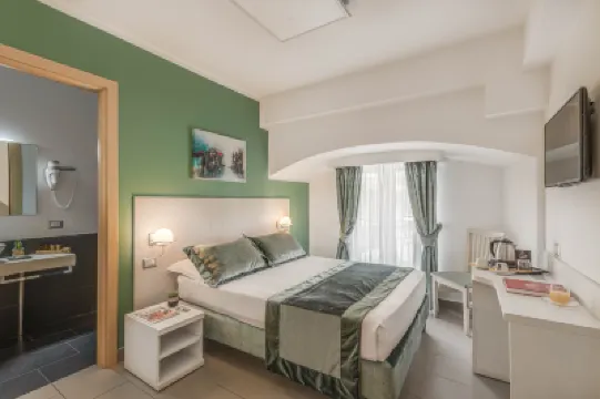 Trevi Palace Hotel Hotels in Monti