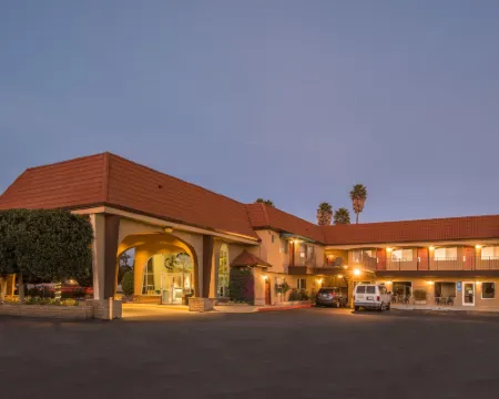 Laurel Inn & Conference Center Hoteles en Salinas