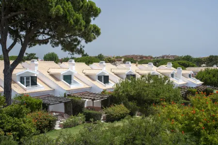 Vila Bicuda Resort Отели рядом с достопримечательностью «Кашкайш»