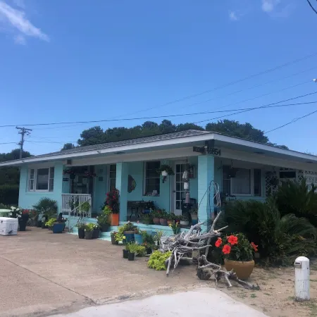 Swell Motel