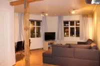 Steinaskjól Apartments Các khách sạn ở Svalbardseyri
