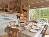Shian Cottage B&B Hoteles en Dunkeld