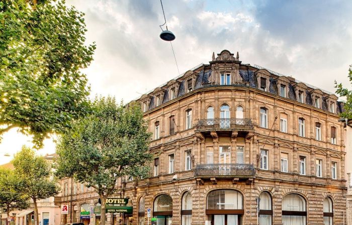 Hotel National