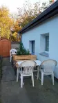 Guesthouse Rand Berlin-*Sonnenblume* for 3 adults or 2 adults + 2 children up to 12 years.