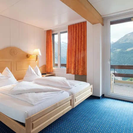 Hotel Bellevue - Traditional Swiss Hideaway