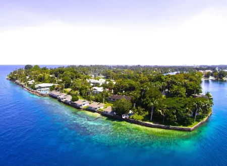 Madang Resort Отели в г. Маданг