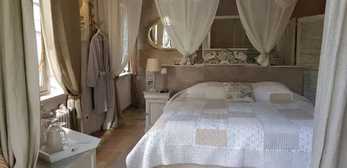 Le Jardin de Saint Jean Hotel di Pierrefonds