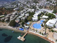 Labranda Tmt Bodrum Hotels near Oasis Mall