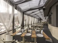 All Seasons Residence Hotel - Free Parking Hotel in zona Stazione Metropolitana NDK