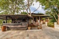 Jungle Villa Resort - Near Chitwan National Park - bar