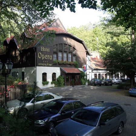 Hotel Opera
