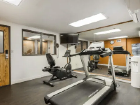 สปาร์ค บาย ฮิลตัน เดนเวอร์ อีสต์ ไอ 70 โรงแรมในเดนเวอร์