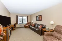 Travelodge Inn & Suites by Wyndham Deadwood Hotels in Sturgis