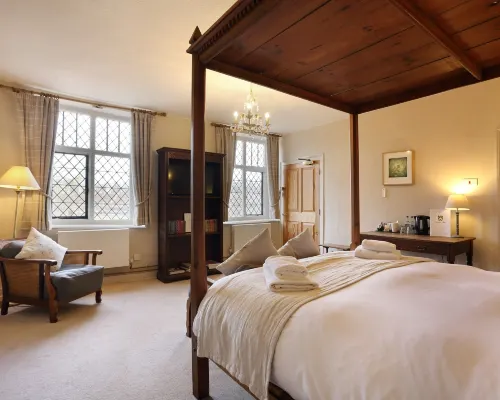 Buckinghamshire Arms Hotels in Broadland