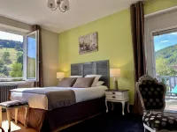 Les ÉCRINS - B&B with Jacuzzi