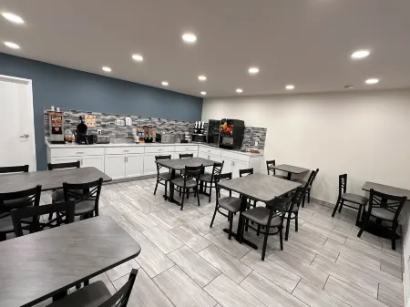 Super 8 by Wyndham Grand Island South