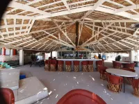 Seaside Hotel & Victor's RV Park