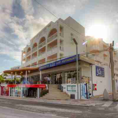 Apartamentos la Kiki Hotel Exterior
