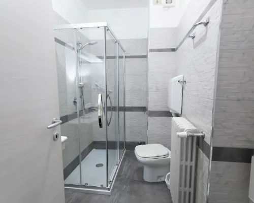 Hotel Excelsior Kamar Photos