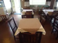 Meg's Guest House - breakfast
