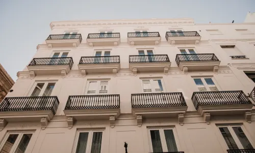 Room Mate Helen Berger Boutique