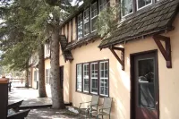 Crandell Mountain Lodge Hotel a Improvement District No. 4