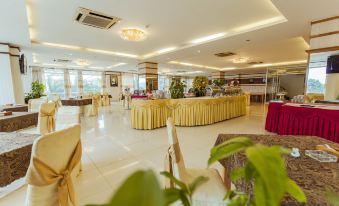 Thien An Riverside Hotel