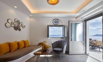 Allure Breeze Suites