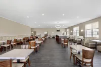 Best Western Cooperstown Inn  Suites