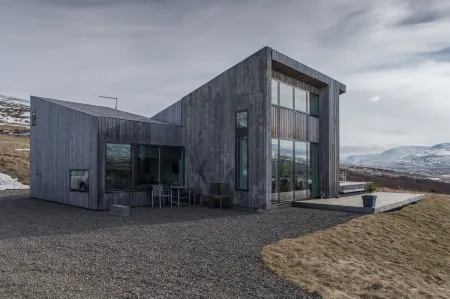 Villa Lola Отели в г. Svalbardsstrandarhreppur