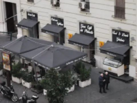 聖露西亞50酒店 鄰近蛋堡的酒店