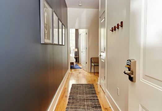 Sonder the Louie Apartments CBD Hotel Overview