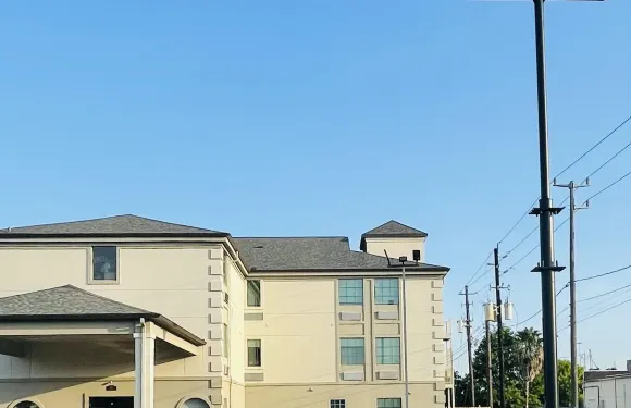 花園套房汽車旅館