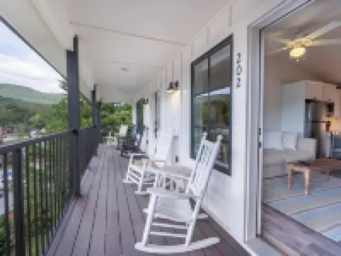 Bridge Creek Inn Hotels in Rabun County
