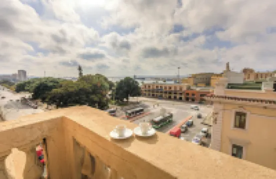 Onlyrooms IV - Sea View & Free Parking