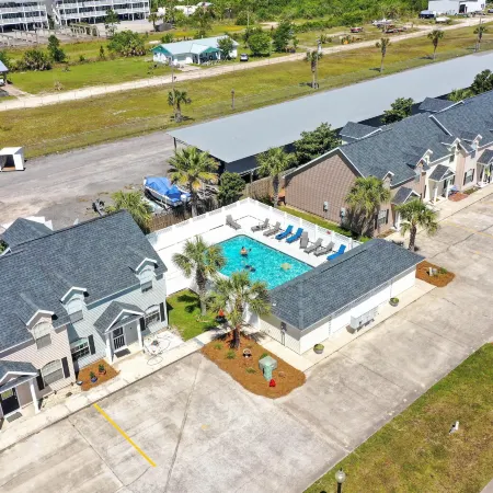 The Palms 2B