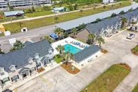 The Palms 2B