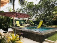 Sri Beach Bungalows and Villa