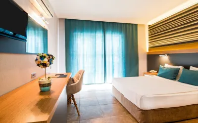 Club Hotel Sunbel โรงแรมใกล้หาดเบลดิบี