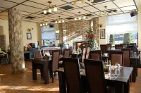 Hillden Lodge &Restaurant Hotels in Moieciu