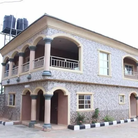 Rosrit Hotel and Suites