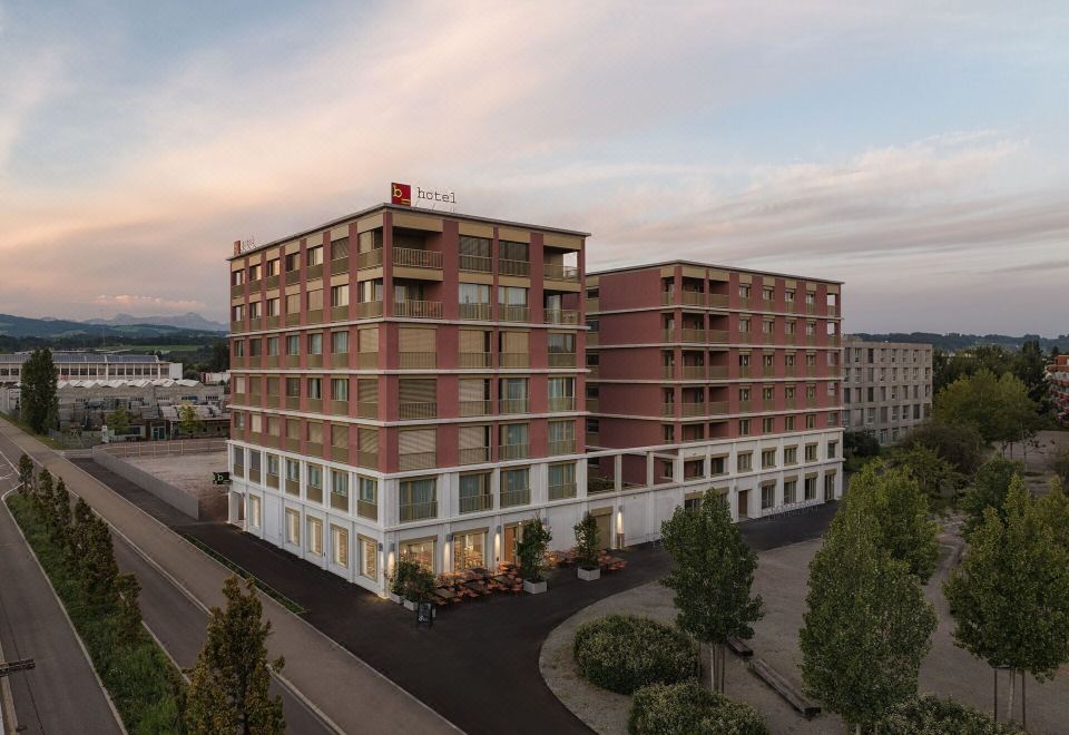 hotel overview picture