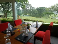 Taman Dayu Golf Club and Resort Hotele w: Prigen
