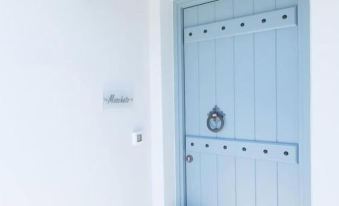 Ampelos Suites